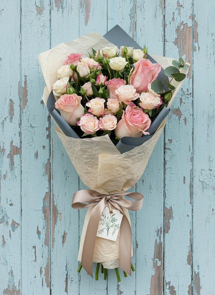 Букет цветов из: Розы в Раздольном Ставропольского края