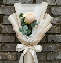 Букет цветов из:  Розы в Раздольном Ставропольского края