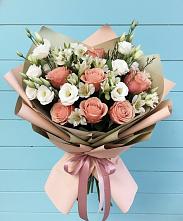 Букет цветов из:  Розы, Альстромерии и Лизиантусы в Раздольном Ставропольского края