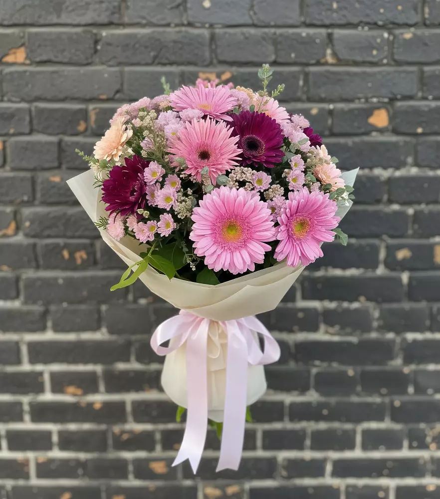 Букет цветов из: Герберы и Хризантемы в Раздольном Ставропольского края