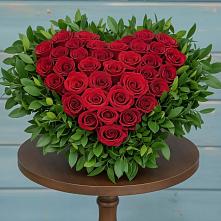 Цветочная композиция из Розы в виде сердца в Раздольном Ставропольского края