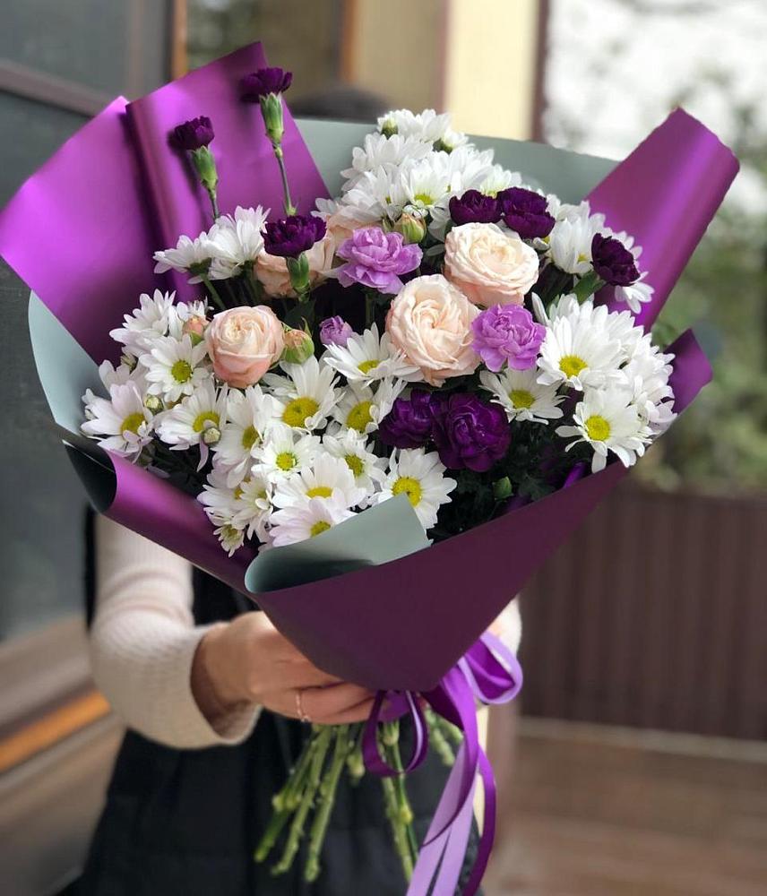 Букет цветов из: Хризантемы, Гвоздики и Розы в Раздольном Ставропольского края