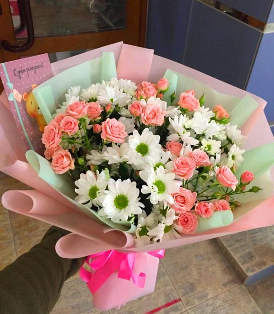 Букет цветов из: Розы и Хризантемы в Раздольном Ставропольского края