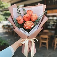 Букет цветов из:  Розы в Раздольном Ставропольского края