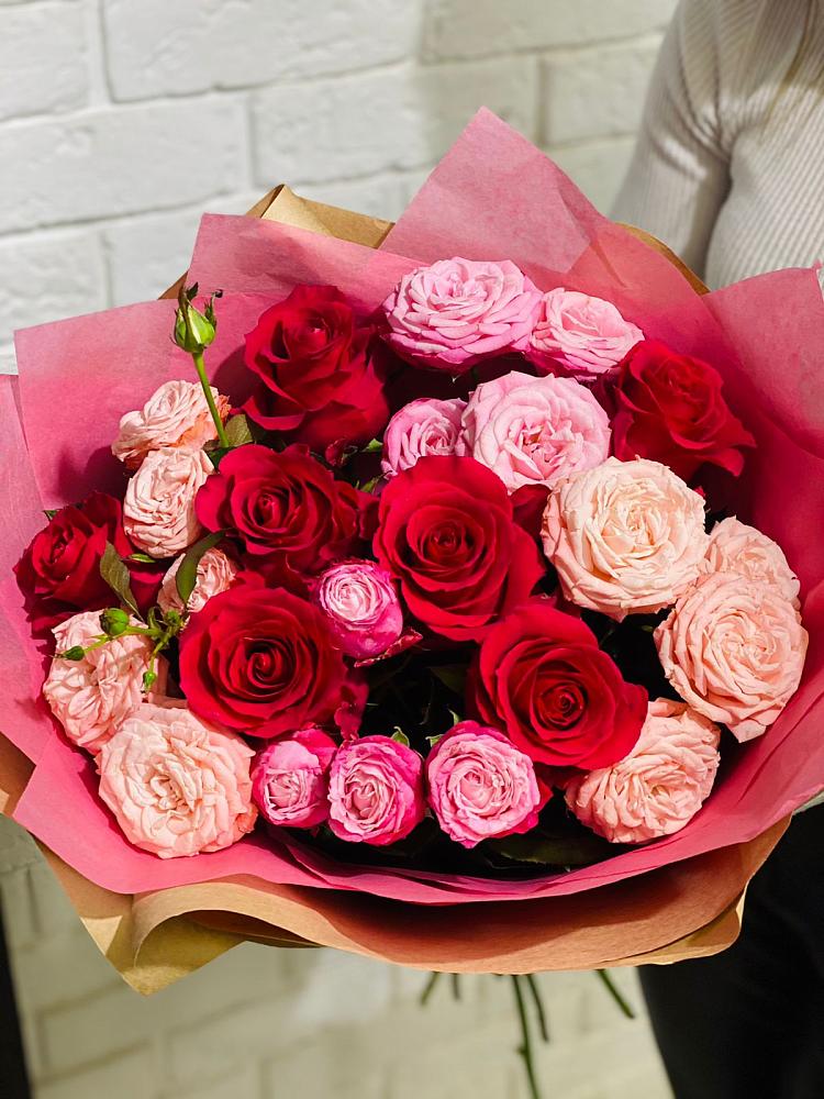 Букет цветов из: Розы в Раздольном Ставропольского края