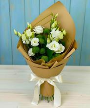 Букет цветов из:  Хризантемы и Лизиантусы в Раздольном Ставропольского края