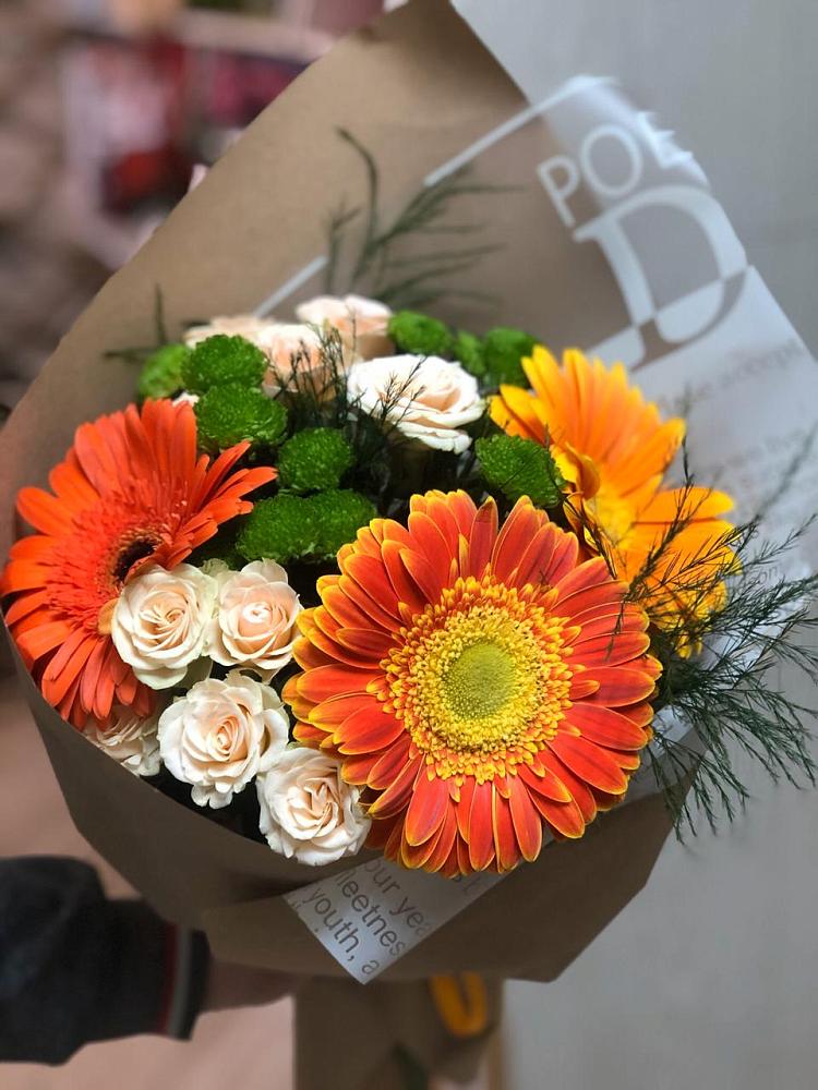 Букет цветов из: Герберы, Хризантемы и Розы в Раздольном Ставропольского края