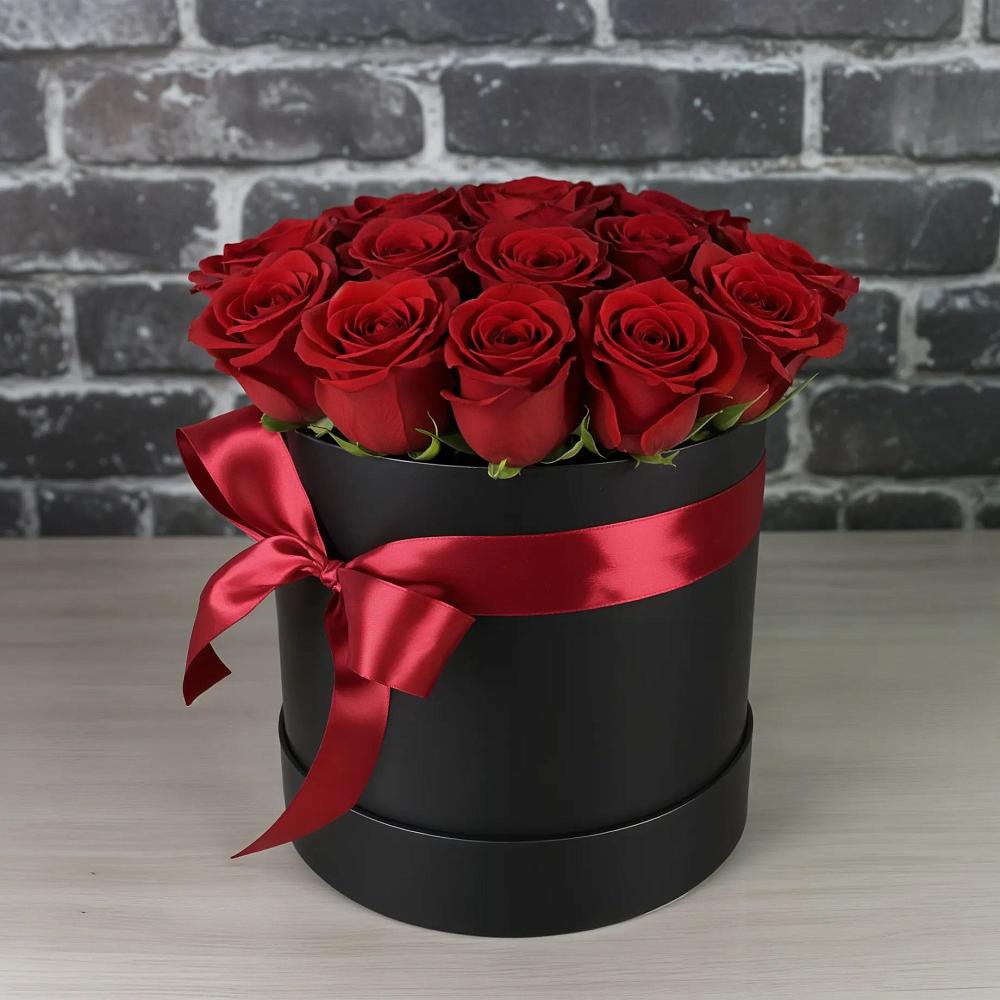 Цветочная композиция из Розы в шляпной коробке в Раздольном Ставропольского края