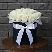 Цветочная композиция из Розы в шляпной коробке в Раздольном Ставропольского края